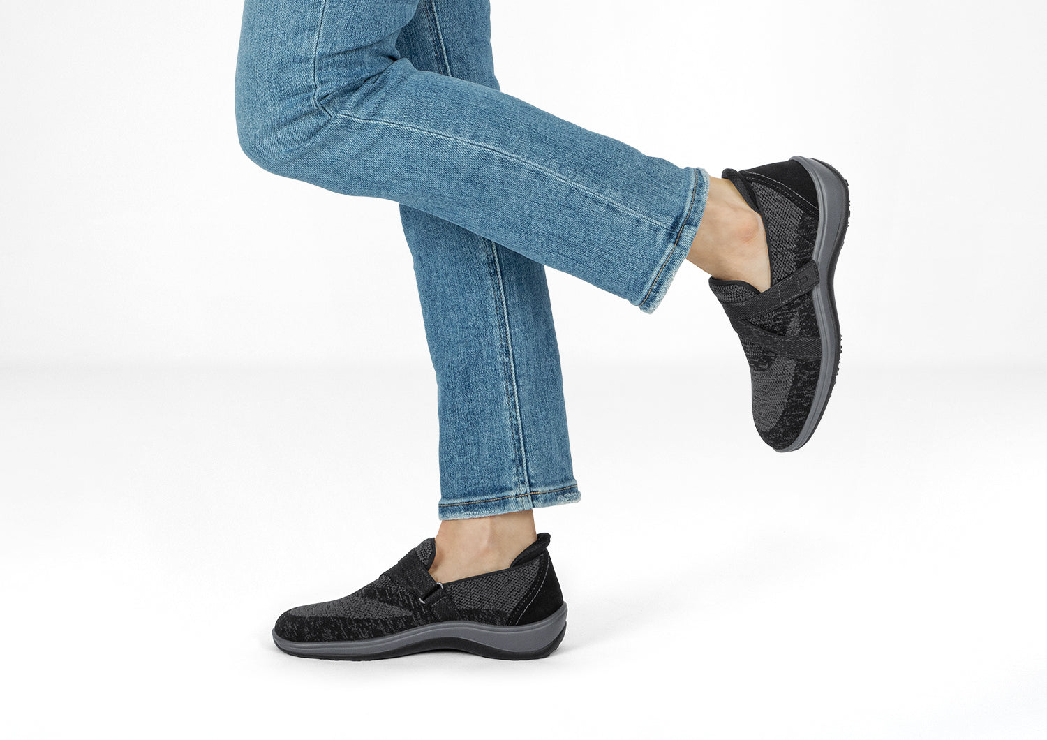 Clara - Slipper Confort Léger pour Journées Sans Douleur