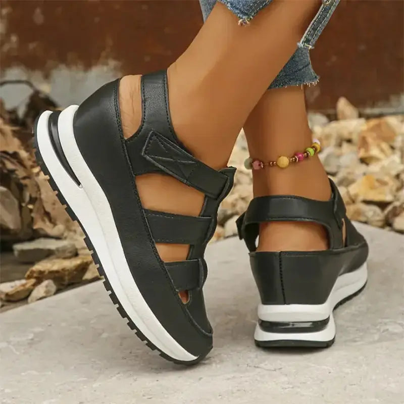 Lone – Perfekt bequeme Sandalen