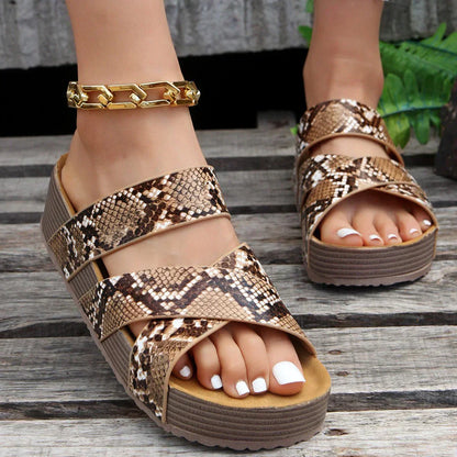 Nikki - Modische orthopädische Sandalen