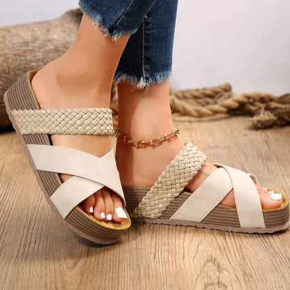 Nikki - Modische orthopädische Sandalen