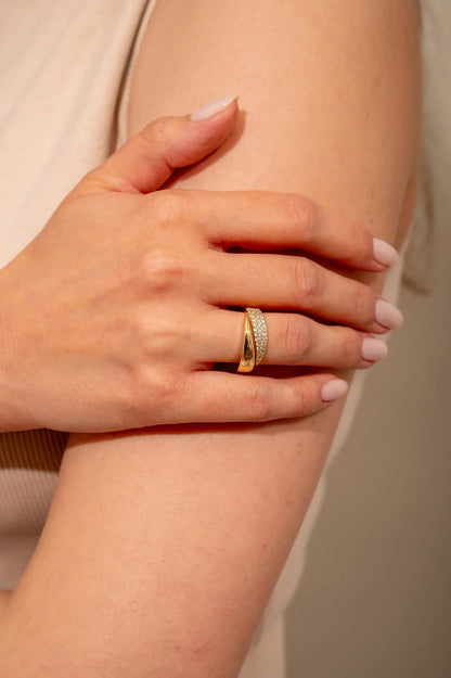 Bague Élégante avec Pierres Scintillantes